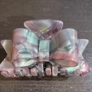 Elegant Pastel Hair Claw Clip